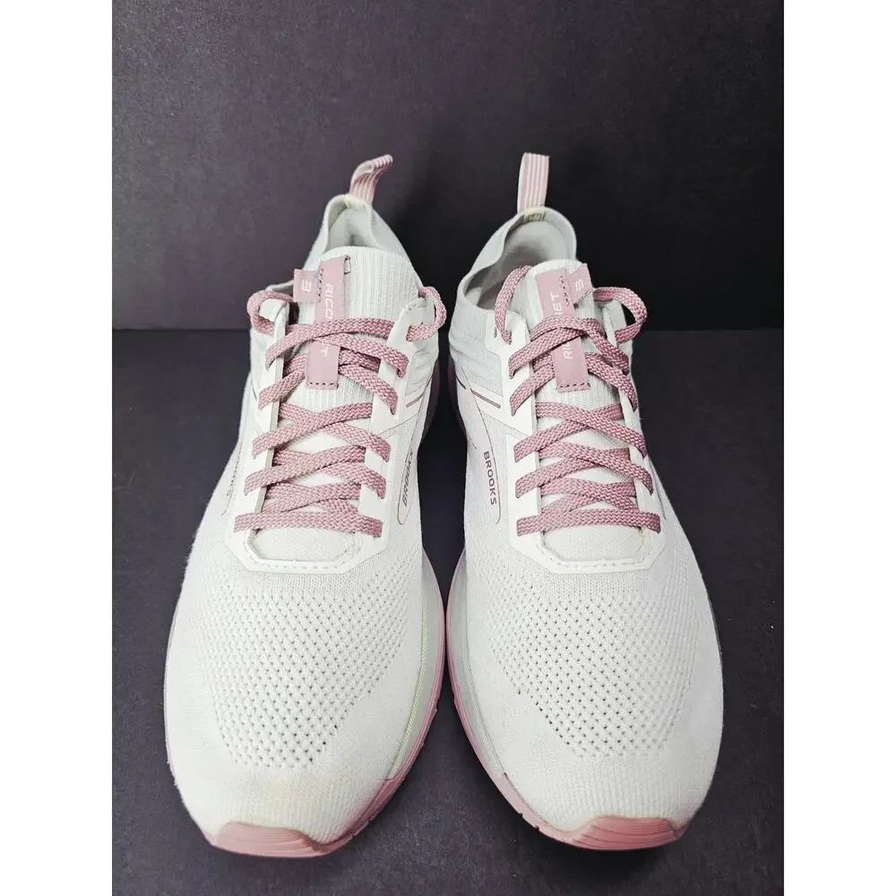 Brooks Women 11 Comfy footwear
